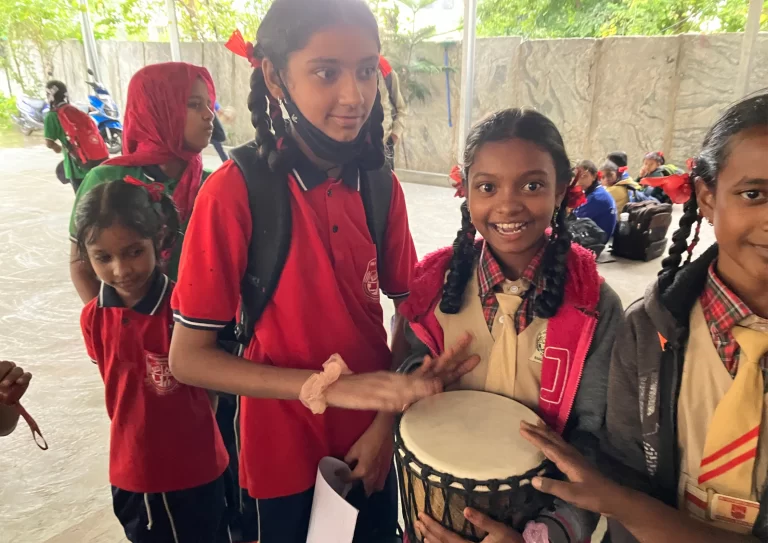 Ashrifa a young girl student who is a part of the Music Basti Program in Delhi.